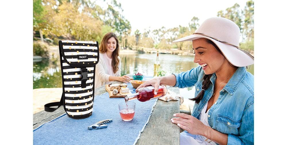 PackIt’s freezable wine cooler bag being used at a picnic