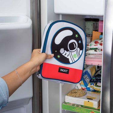 https://packit.com/cdn/shop/files/freezable-playtime-lunch-box-spaceman-lifestyle-freezer-how-it-works.jpg?v=1684776329&width=375